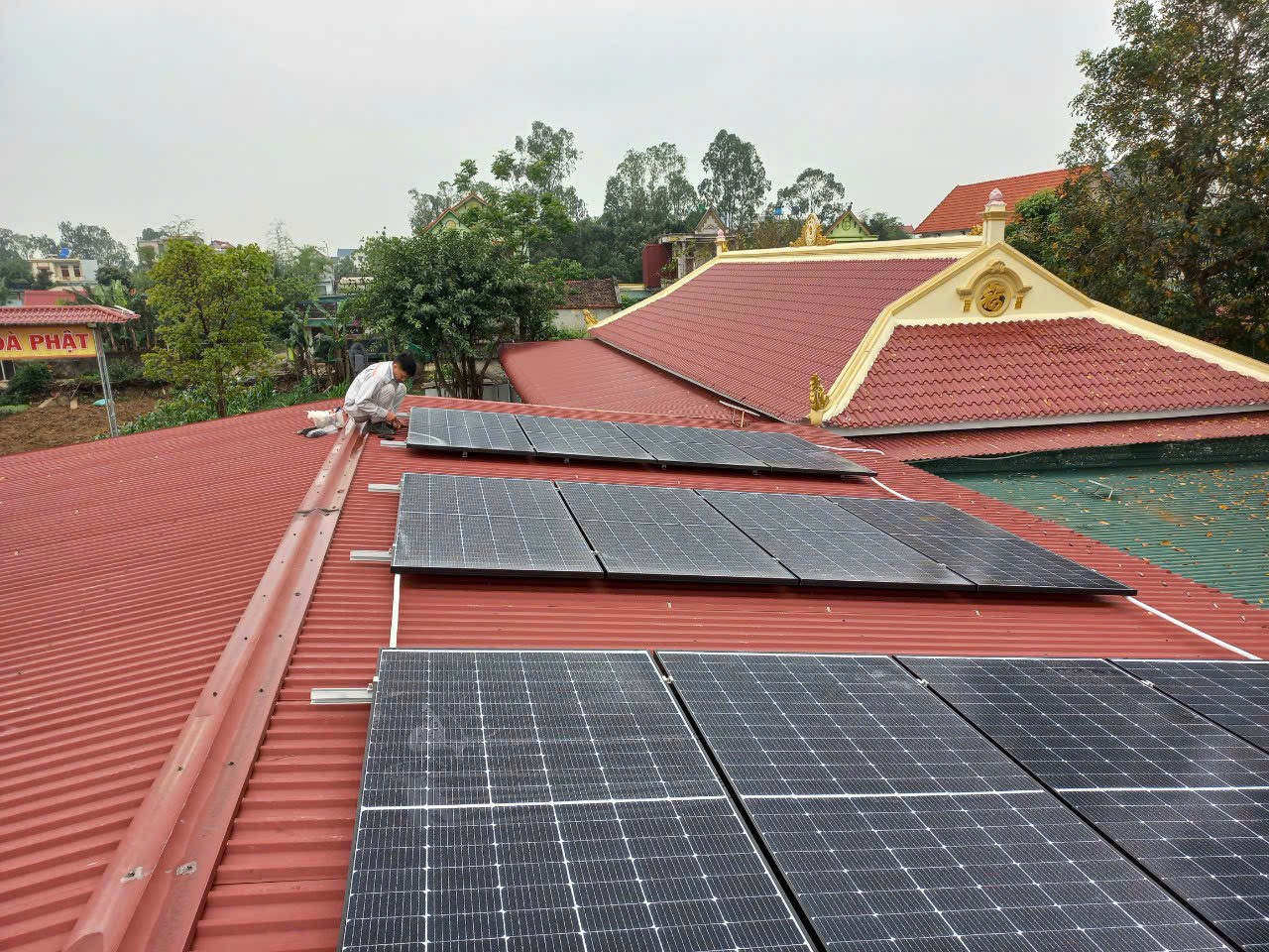 lắp đặt điện mặt trời mái nhà tại nghệ an